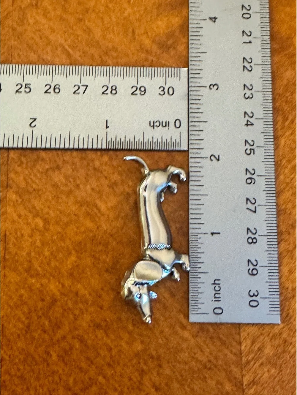 Silver Tone Dachshund Dog Brooch Pin 521
